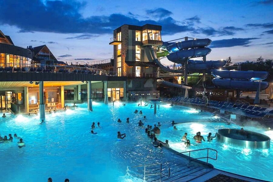 Krakow: Chocholowskie Baths with Ticket and Transportation - Making the most of your three hours