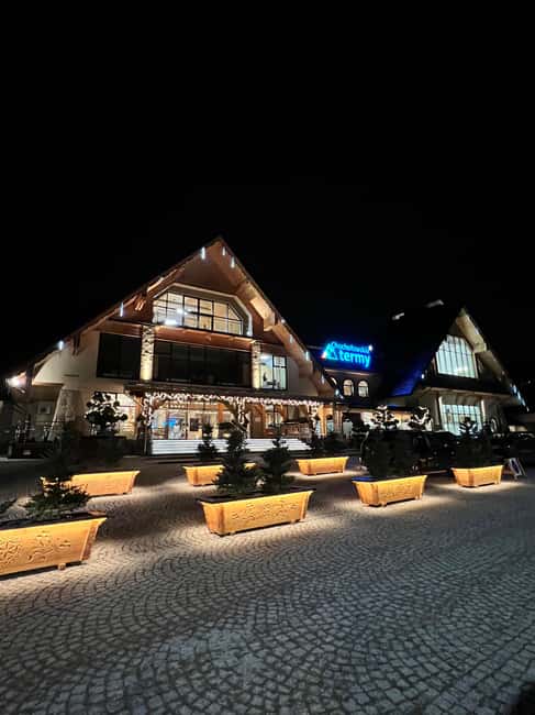 Krakow: Chocholowskie Thermal Baths Evening Ticket - Why Chochołowskie Thermal Baths makes a good evening escape