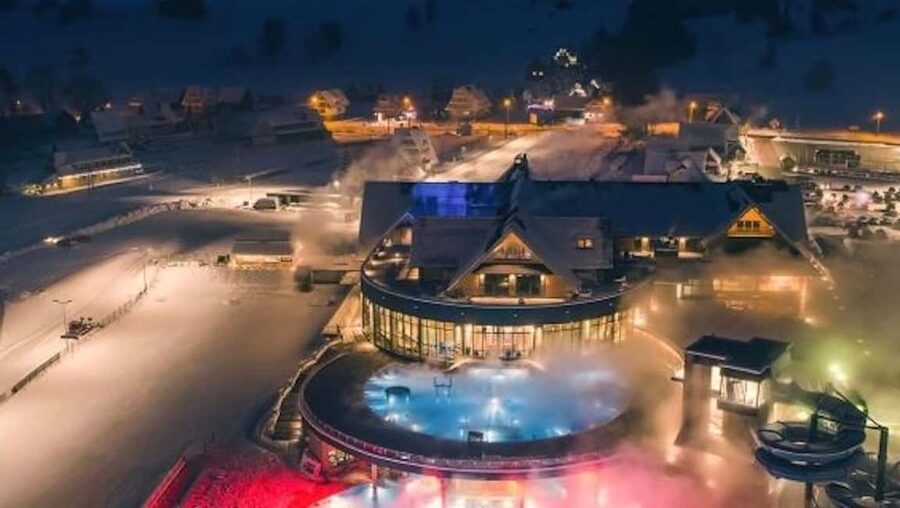 Krakow: Chocholowskie Thermal Baths Evening Ticket - Three hours inside Poland’s largest thermal pool complex