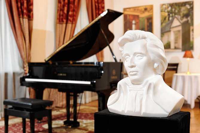 Krakow: Chopin Piano Concert in St. Bernardine Church - What the one-hour Chopin concert is really like