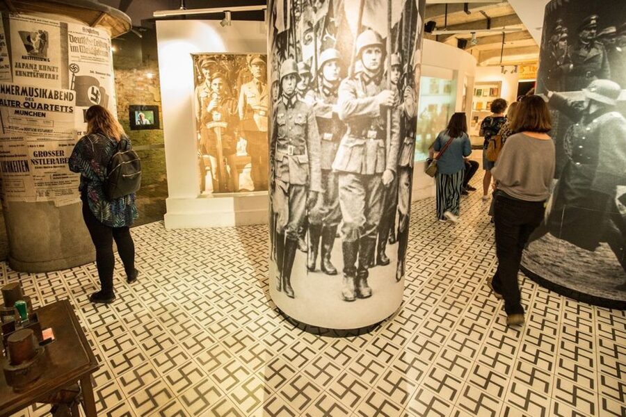 Krakow: City Golf Cart Tour and Schindler's Factory Museum - Why this Krakow combination works
