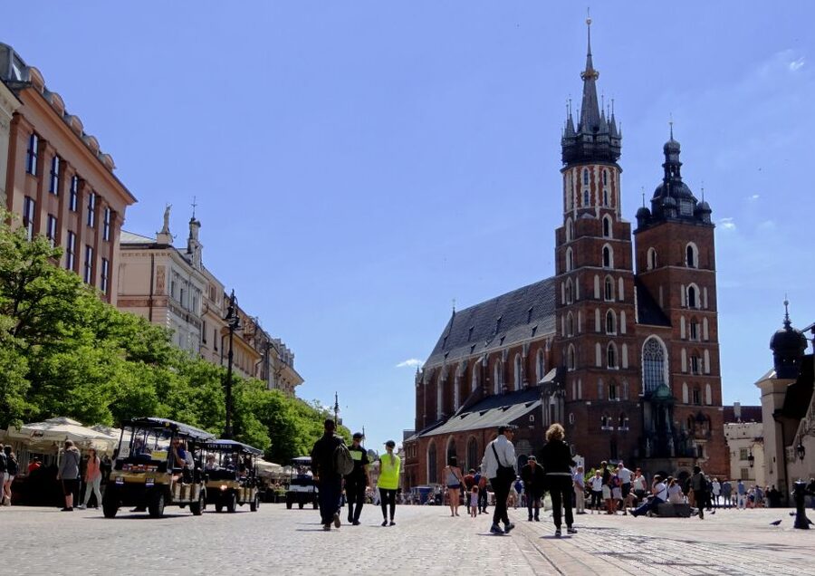 Krakow: City Tour by Electric Golf Cart - The best way to use this tour