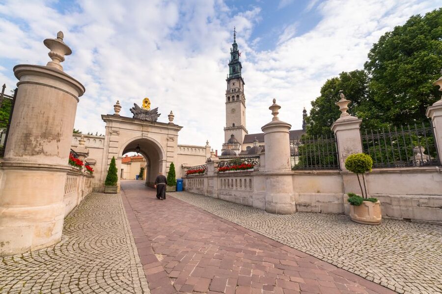 Krakow: Day Trip to Częstochowa - The ride from Kraków to Częstochowa