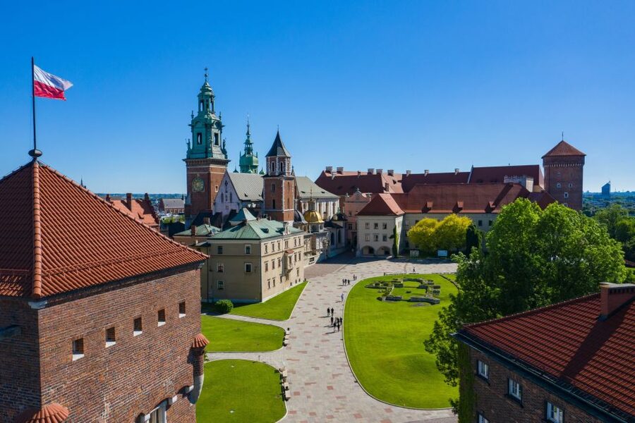 Krakow: Electric Car Sightseeing Tour - Why this short Krakow tour works