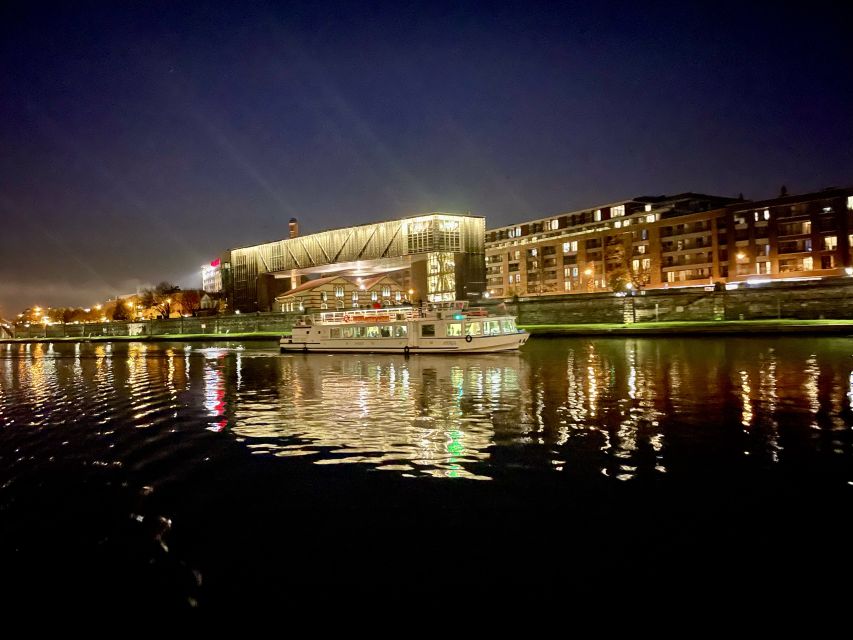 Krakow: Evening Cruise with a Glass of Wine - Setting out from the Kapitan Victor pier