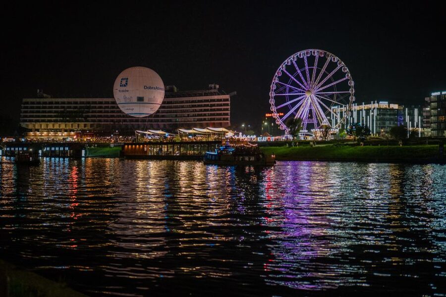 Kraków: Evening or Night River Cruise - Key points to know before you board