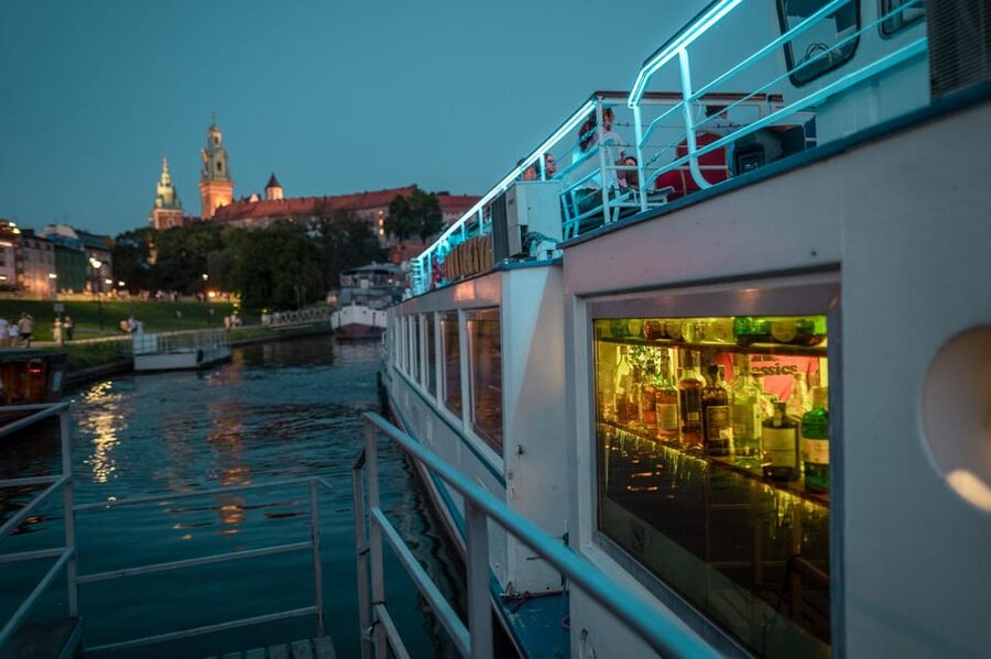 Kraków: Evening or Night River Cruise - Why Kraków is especially atmospheric from the Vistula