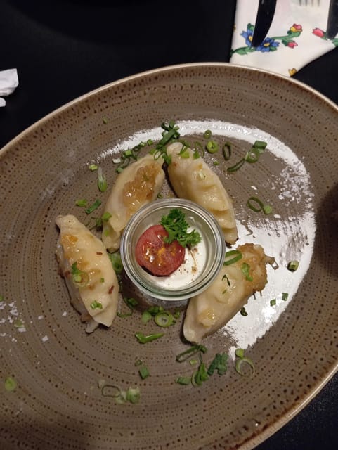 Kraków - Food Tasting - A polished restaurant setting versus an authentic street-food route