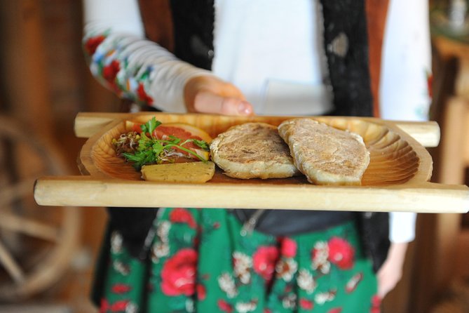 Krakow: Food Tour of 10 Tastings with Pierogi, Vodka & More - Key points to know before you book