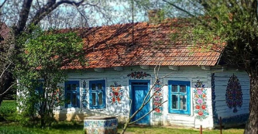 Krakow: Guided Day Tour of Zalipie Village & Museum Entry - Key points to know before booking