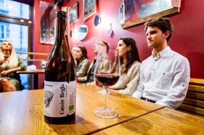 Guided Wine Bar Tour with Tastings and Snacks