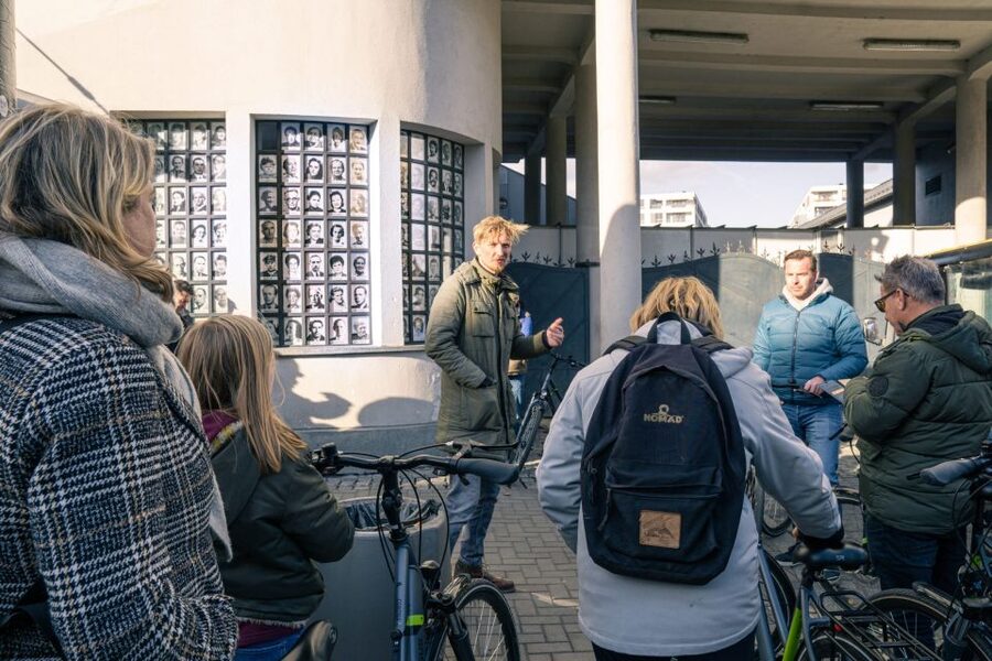 Krakow: Hidden Bike Tour - The heroes’ park and Poland’s wider war story