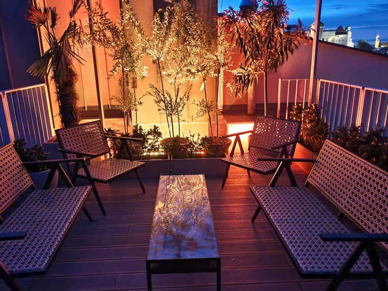Krakow: Hidden Rooftop Bar Reservation with 1 Cocktail - How this fits into a Krakow day