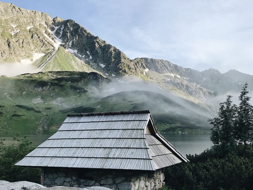 Krakow: Hiking Adventure in Tatra Mountains & Thermal Baths - Lunch at a mountain hut