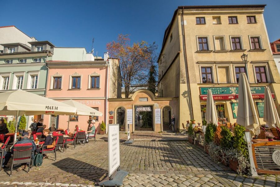 Krakow: Kazimierz Jewish Quarter Walking Tour - Why Kazimierz deserves a guided walk