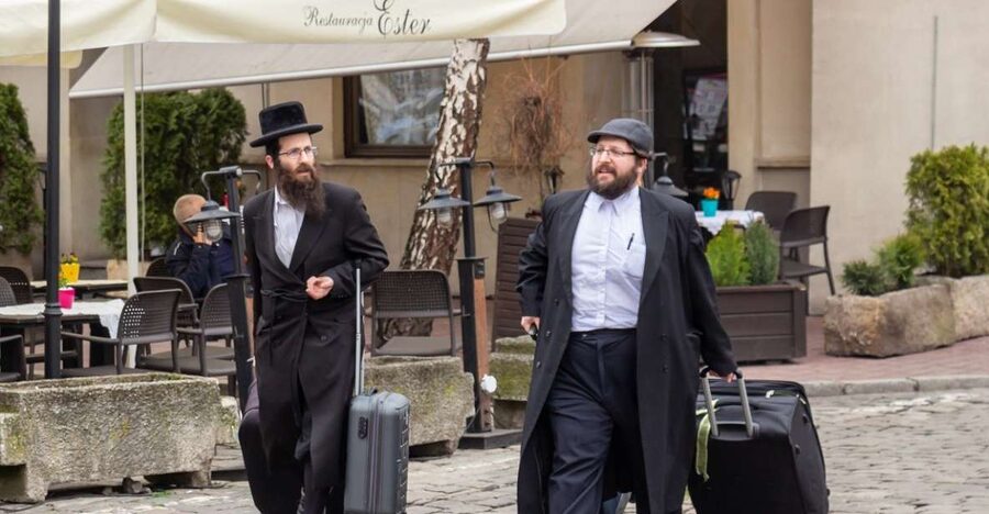 Krakow: Kazimierz, Schindler's Factory, & Ghetto Guided Tour - The former ghetto and the wall that remains