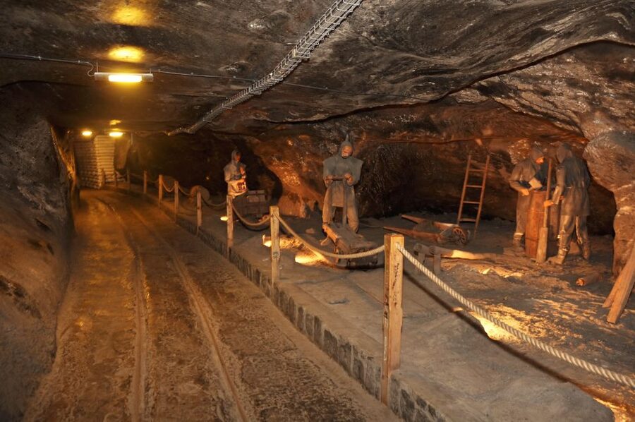 Krakow: Lazy Catamaran River Cruise and Salt Mine Group Tour - St. Kinga’s Church is the main payoff
