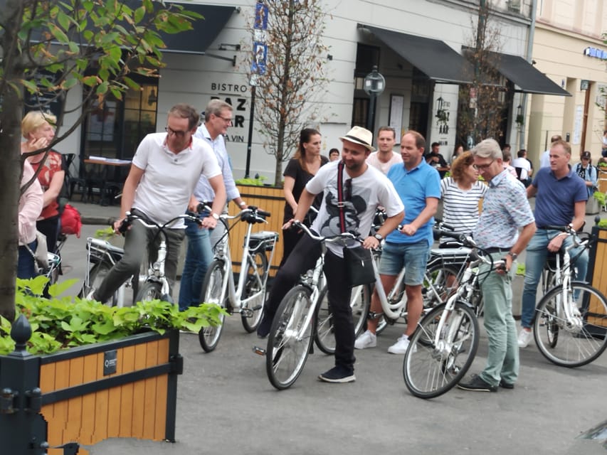 Krakow: Multilingual Tour On Electric Bikes - Who should book this ride?
