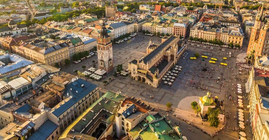 Krakow: Old Town Audio-Guided Walking Tour with Headset - Starting beneath St. Peter and Paul Church
