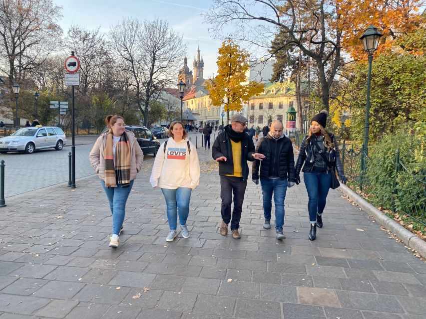 Krakow: Old Town Highlights Walking Tour - Jagiellonian University and the academic quarter