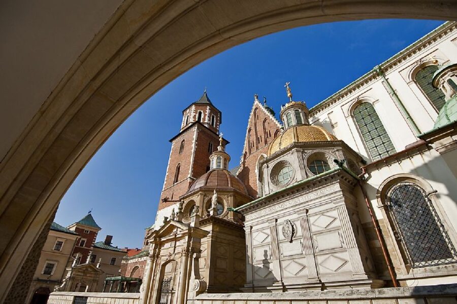 Krakow: Old Town Private Guided Walking Tour - Collegium Maius and Poland’s oldest university