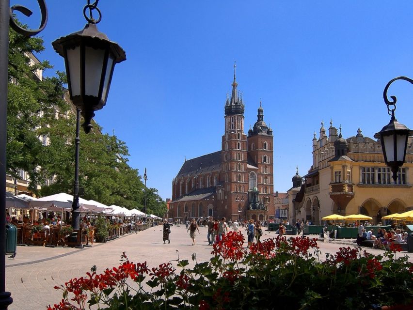 Krakow: Old Town Private Guided Walking Tour - St. Mary’s Basilica and the bugle call