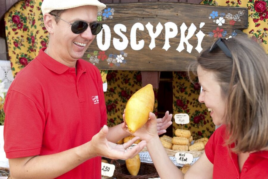 Krakow: Pierogi Home Cooking Class - Three recipes and a Polish table