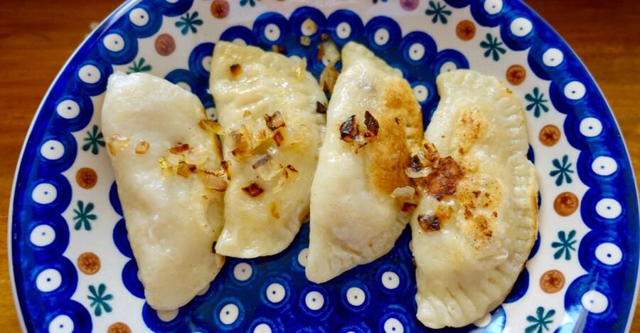 Krakow: Pierogi Home Cooking Class - What the small group changes