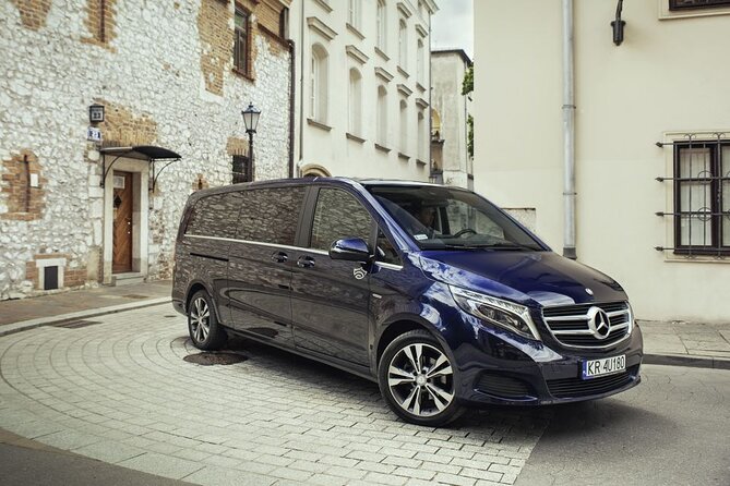 Krakow: Private Airport Transfer - Arrival pickup: how it works in practice