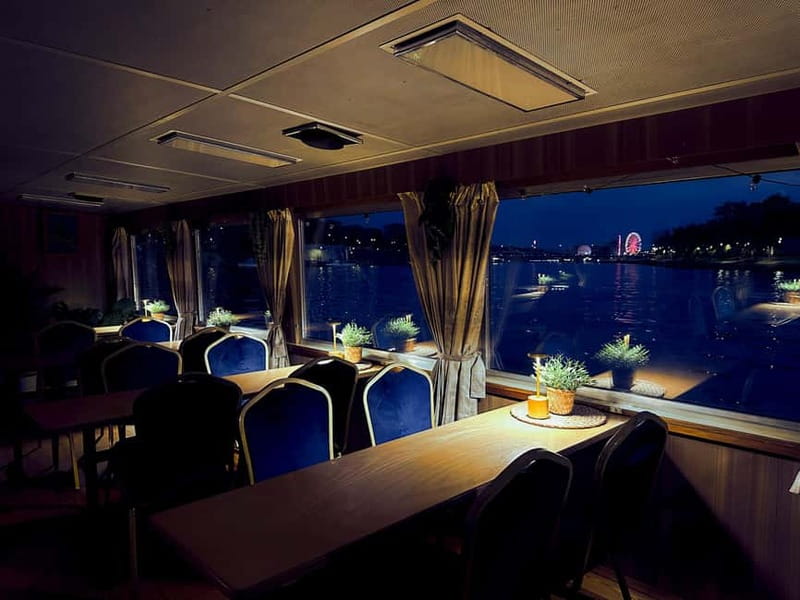 Krakow: Private Evening Boat Tour - Who will enjoy this Krakow cruise most?