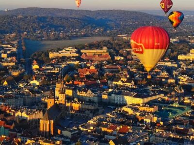 Private Hot Air Balloon Flight with Champagne