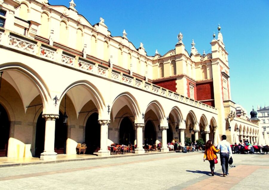 Krakow: Private Panoramic Tour by Golf Cart with Audio Guide - Kazimierz and the Remuh Synagogue