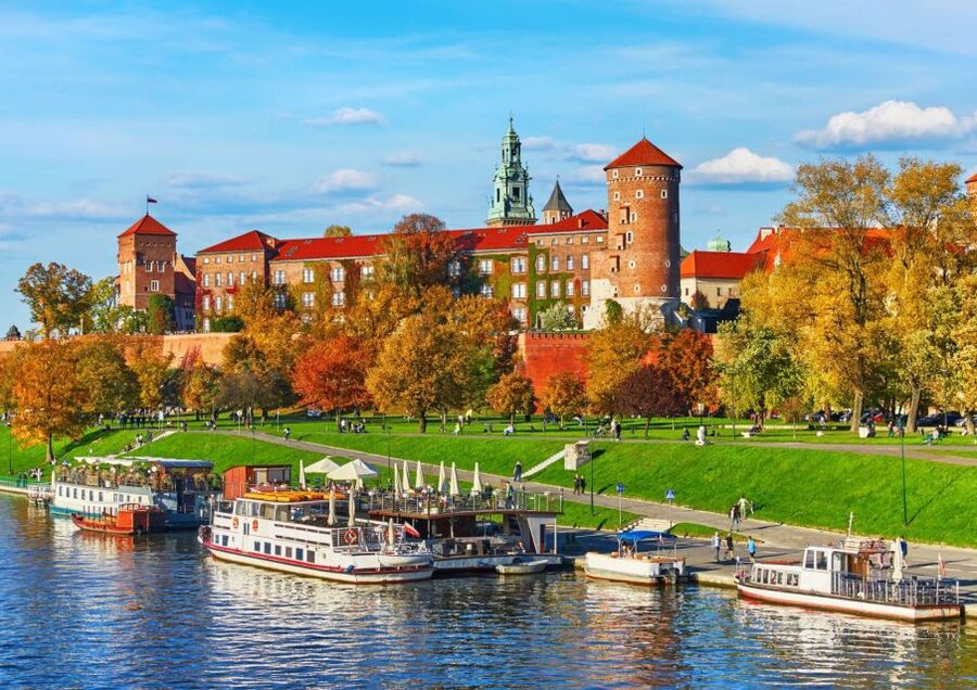 Krakow: Private Panoramic Tour by Golf Cart with Audio Guide - Daylight, weather, and the best time to ride