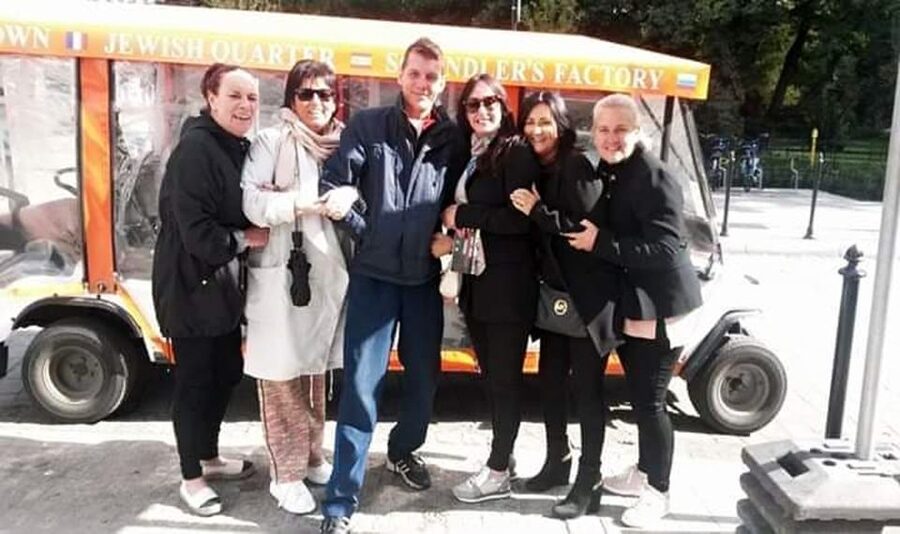 Krakow: Private Sightseeing Tour by Electric Car - The guide makes the difference