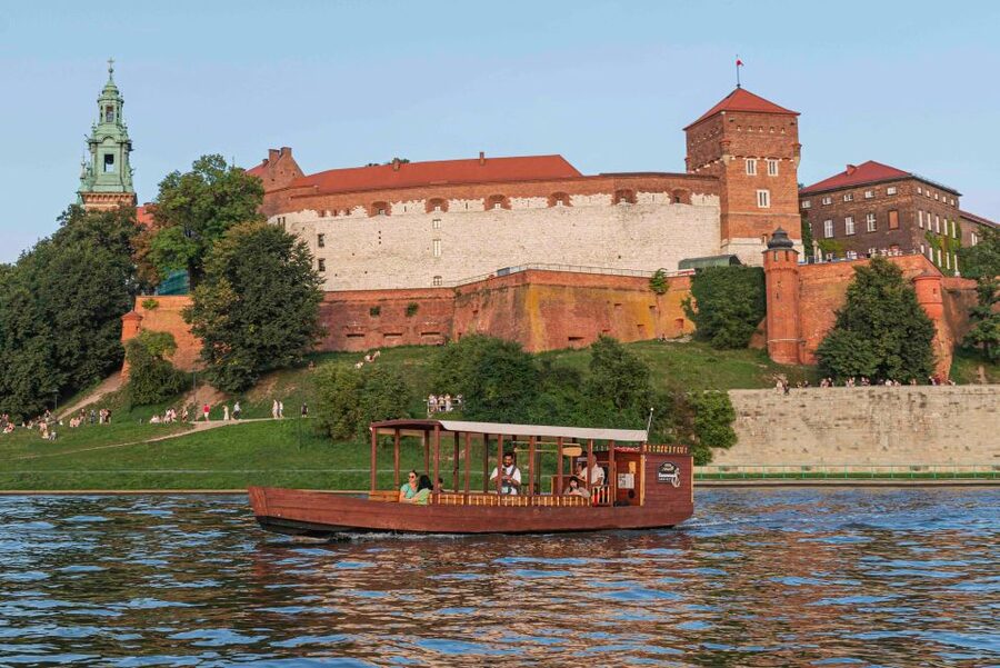 Krakow: Private Traditional Gondola Cruise - Is $164 good value for your group?