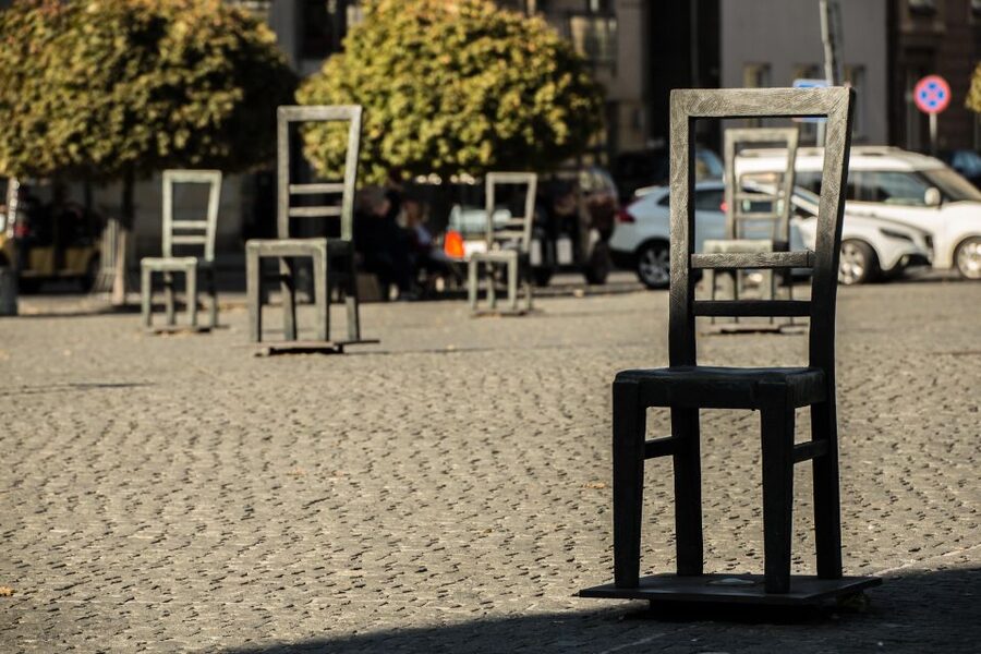 Krakow: Schindler's Factory and Jewish Ghetto Guided Tour - Should you book Schindler’s Factory and the Ghetto walk?