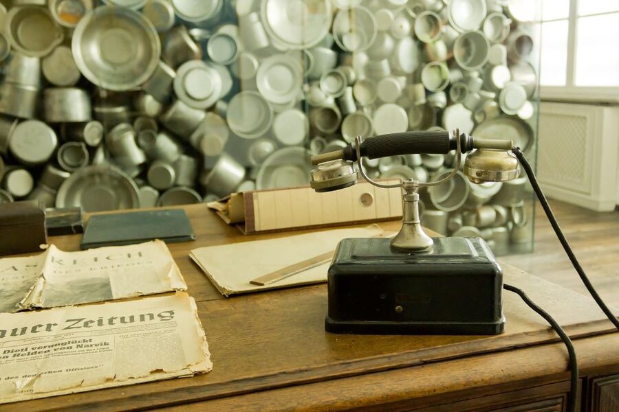 Krakow: Schindler's Factory & Ghetto Guided Tour - What the three-hour route actually feels like
