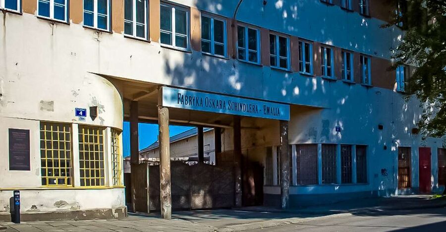 Krakow: Schindler’s Factory Guided Tour with Ticket - Why a guide makes such a difference here