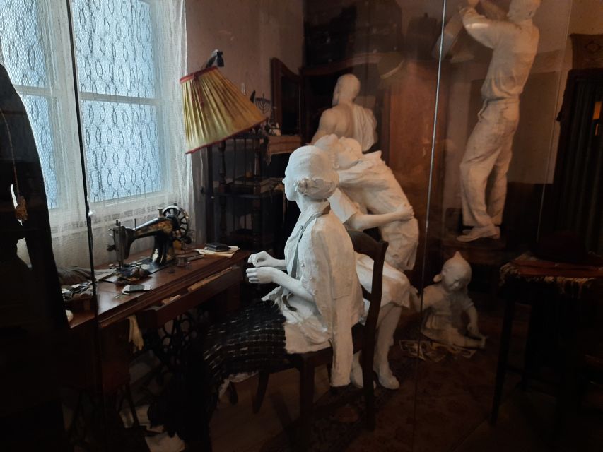 Krakow: Schindler's Factory Tour with Entrance Ticket - Why Schindler’s Factory is not just a Schindler museum