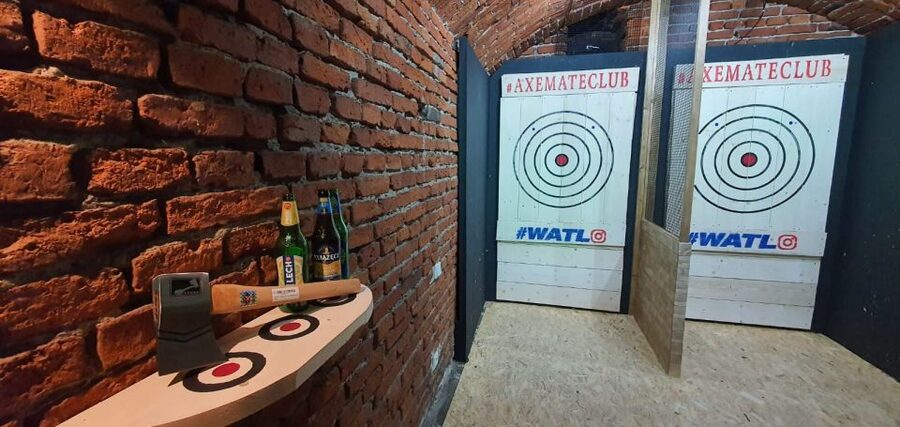 Kraków: Shurikens, Kunais, Knives, Tomahawks, Axes, Shooting - Tomahawks and sport knives