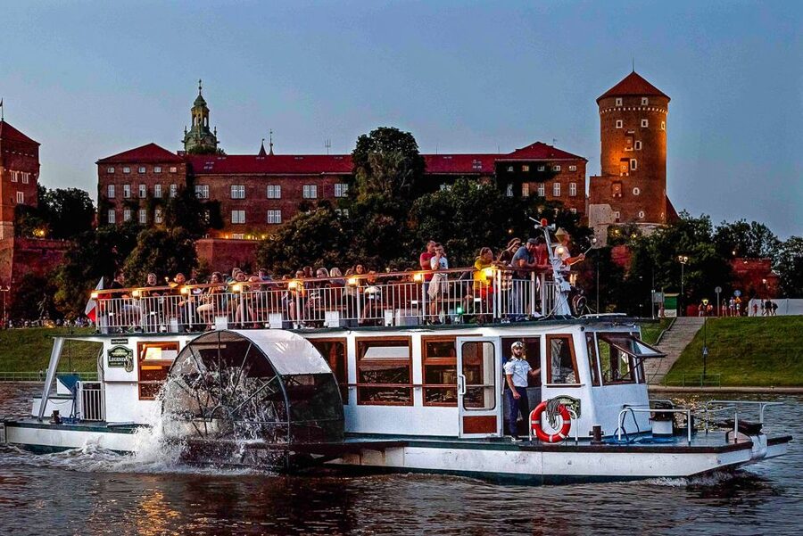 Krakow: Sightseeing Cruise by Vistula River - Key points to know before boarding
