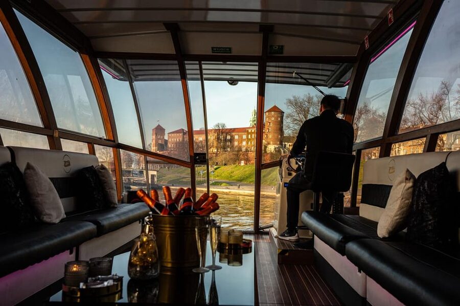 Krakow: Sightseeing Cruise on Vistula River with Audio Guide - Cricoteka and Saint Joseph’s Church