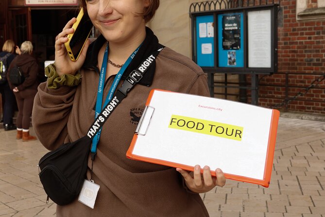 Krakow: Street Food Walking Tour - Why Polish food is a smart way to meet Krakow