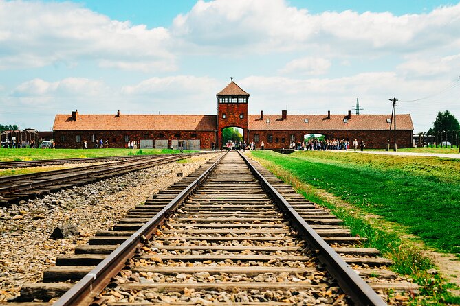 Krakow to Auschwitz-Birkenau Live Guided Tour & Hotel Pick-up - What the guide adds to the visit