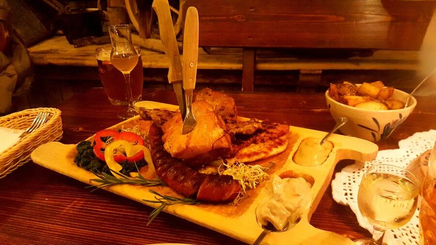 Krakow: Traditional Food Tour - Who should book this experience?