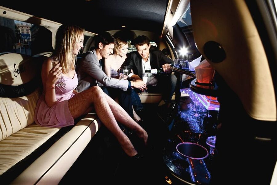 Krakow: VIP Limo Party Tour - My take on the one-hour Krakow nightlife experience
