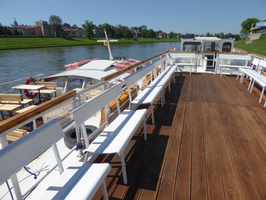 Krakow: Vistula River Panoramic Boat Tour ️ - What the audio guide adds, and where it falls short