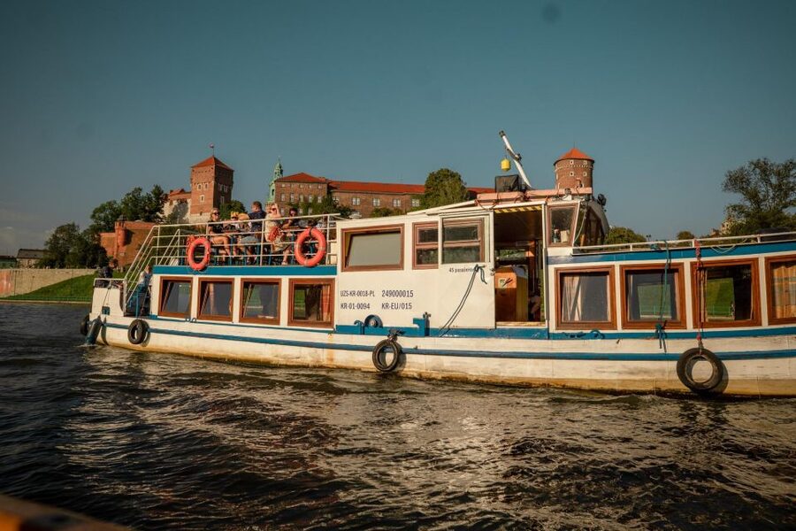 Krakow: Vistula River Panoramic Boat Tour ️ - Who will get the most from this $16 cruise