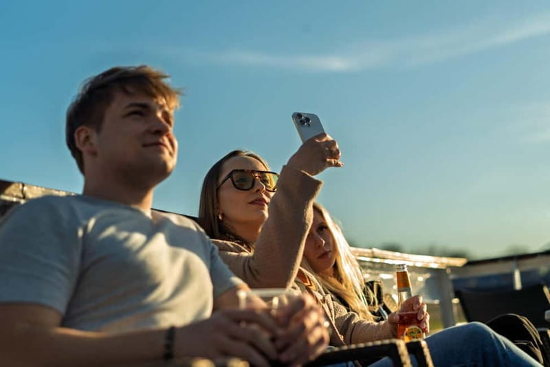 Krakow: Vistula River Sightseeing Cruise with Audio Guide - Wawel Castle is the main event