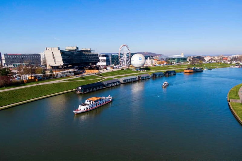 Krakow: Vistula River Sightseeing Cruise with Audio Guide - Who will enjoy this cruise most?